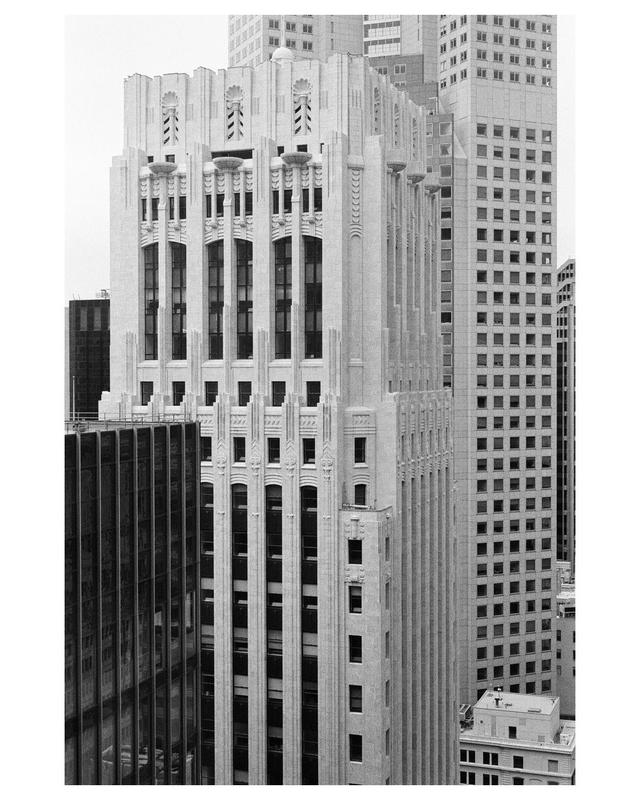 https://draxi6k9d7q0g.cloudfront.net/facade/resized/000002280025@0.0625.jpg